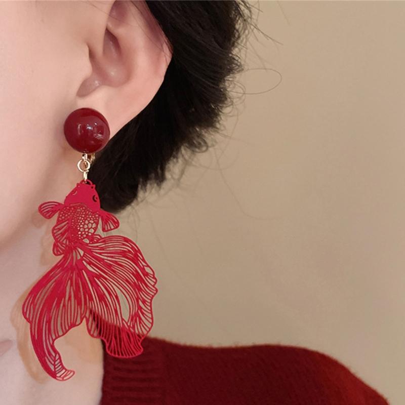 No Piercing Fish Hollow Ear Clips Round Acrylic Material Ear Accessory Secure Hold Comfortable for Long Term Wear