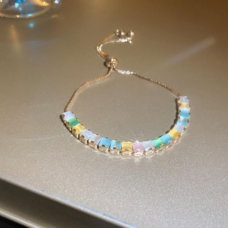 Gold-Plated Zircon Sun & Heart Bracelet: Stylish, Versatile, Elegant Light Luxury Jewelry for Women.