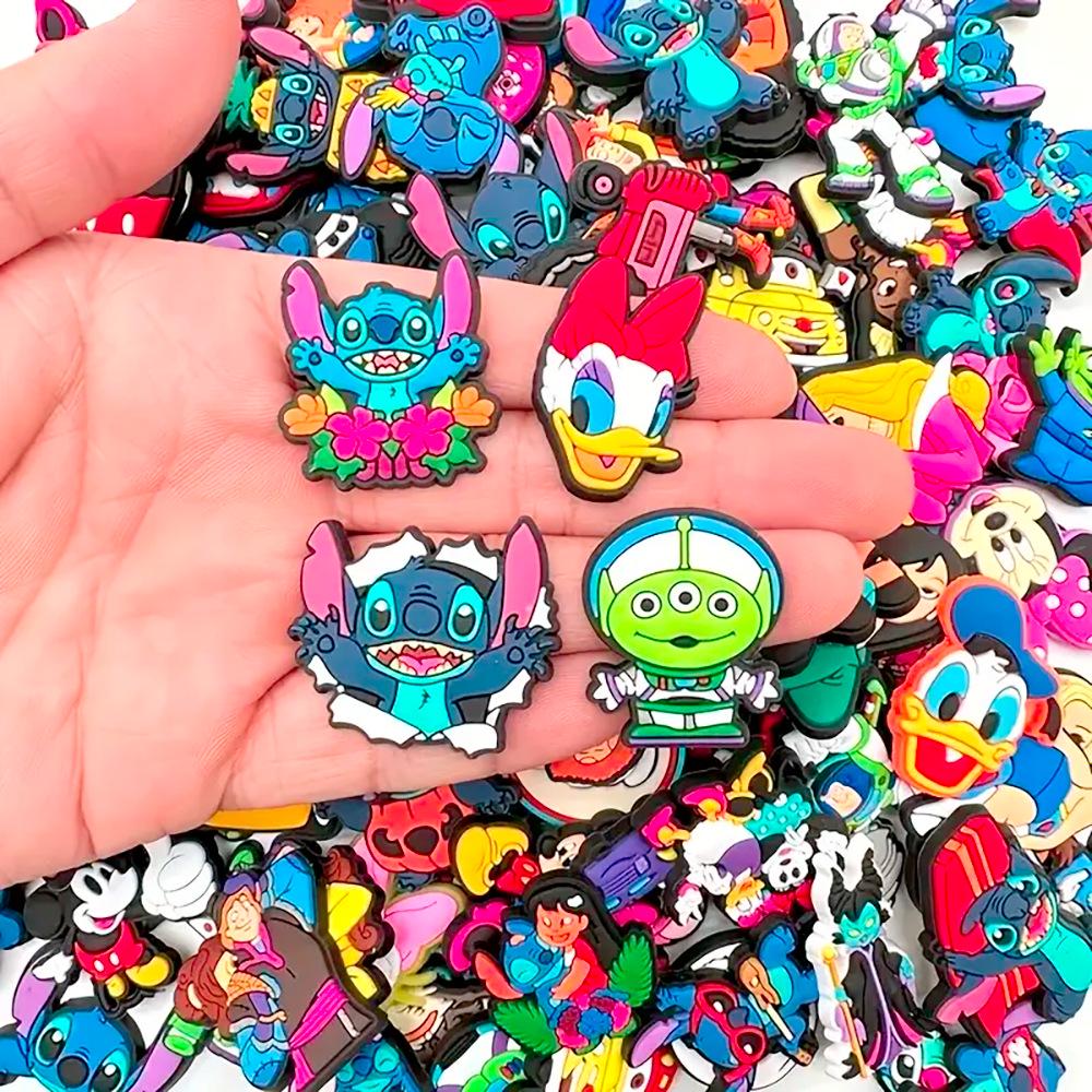 Set of 10/20/30/50/100 Assorted Non-Repeating Clog Shoe Flower PVC Rubber Decorations