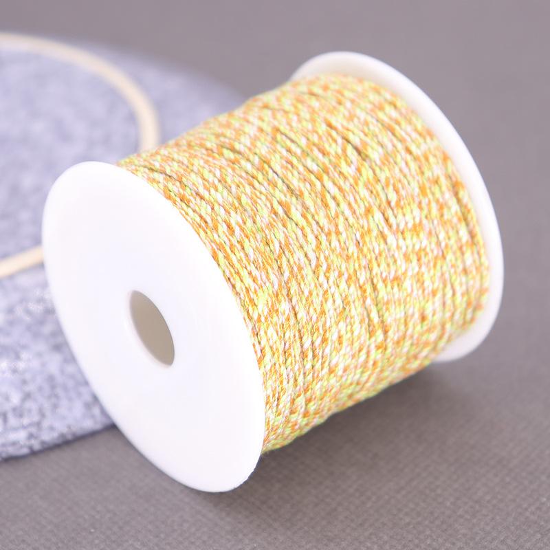 

Большое количество разноцветных хлопковых веревок для натирания, ручная работа, тибетские разноцветные износостойкие хлопковые нитки с бахромой, маленькие рулоны 1.2mm hand-rubbed cotton thread