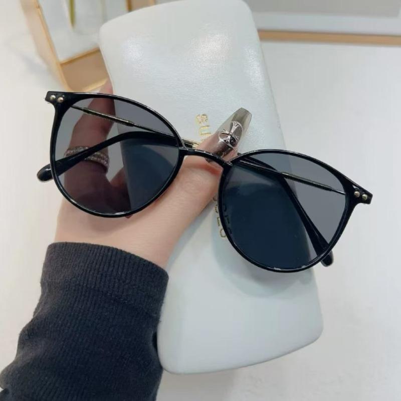 New Round Vintage Sunglasses Women Retro Luxury Designer UV400 Protection Eyewear Fashion Sunglass Oculos De Sol
