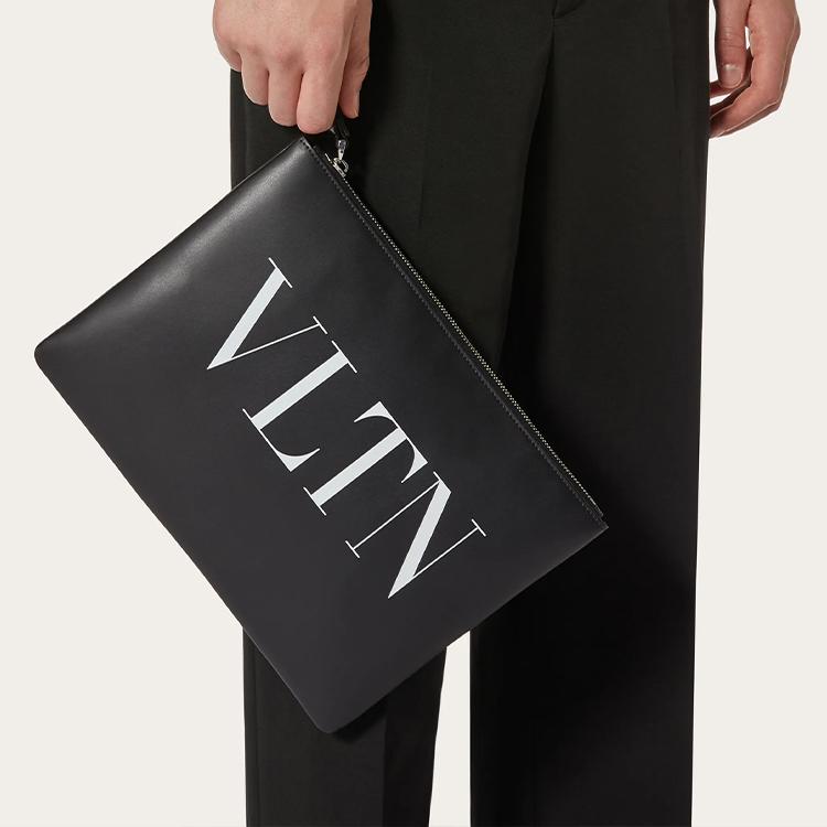 Valentino VLTN Letter Print Studded Zip Closure Leather Clutch Men clutch Black WY2P0299LVN0NO