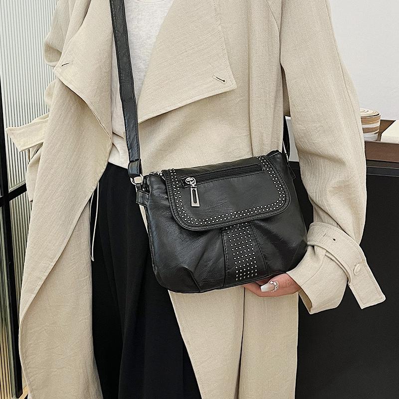 Women's Bag Shoulder Bag Middle-aged Soft Leather Small Bag Mother Bag