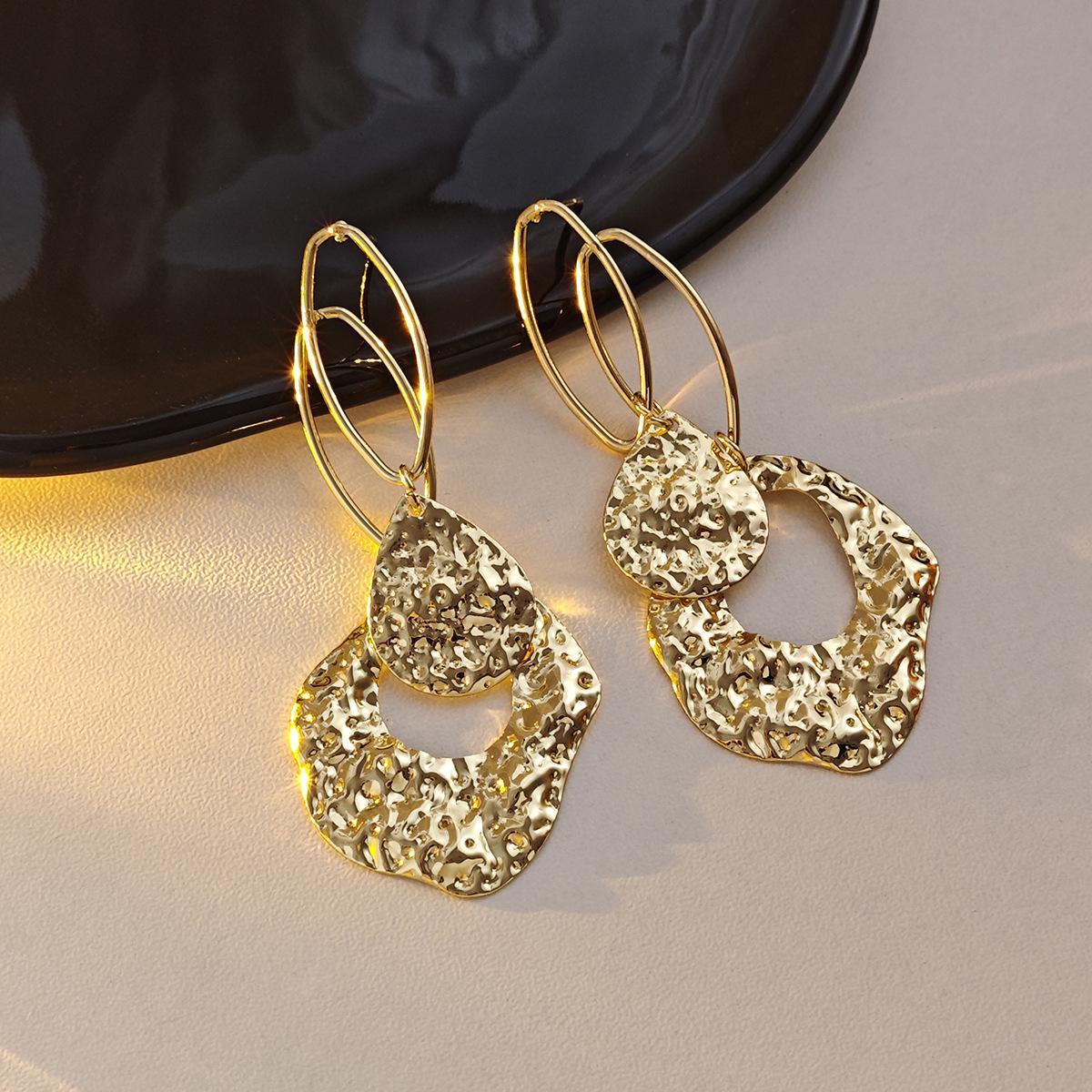 Irregular Water Drop Hoop Earrings: European and American Design, Fashionable Double Ring Style with Unique Craftsmanship.