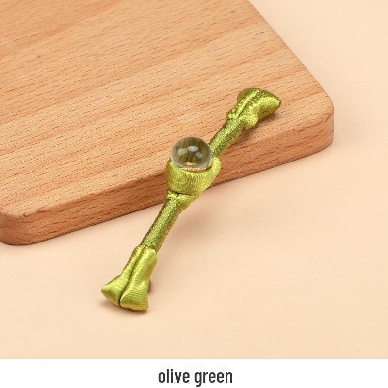 Hengmeihe Ręcznie Robiony Koralikowy Guzik Cheongsam ze Złotej Folii z Wykończeniem Złotą Nicią