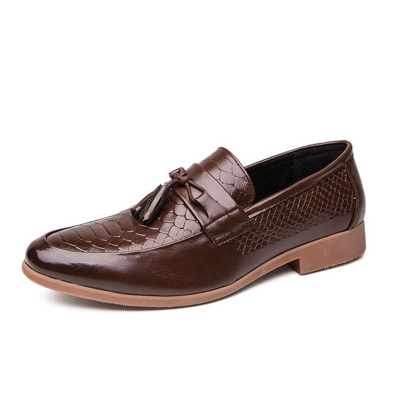 

2025 summer new men s casual leather shoes pointed inner high tide shoes business men s shoes mleather shoes 47 коричневий