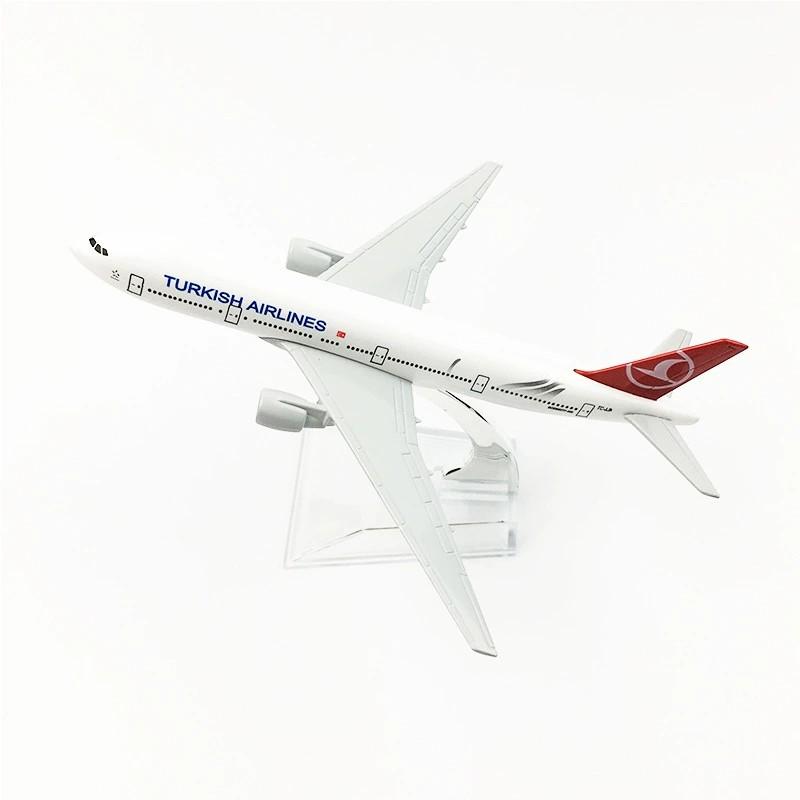1/400 Scale Display Toy B777 Turkish Airways 16CM Airplane Model Diecast Alloy Air Plane Model Aircraft with Stand Collection