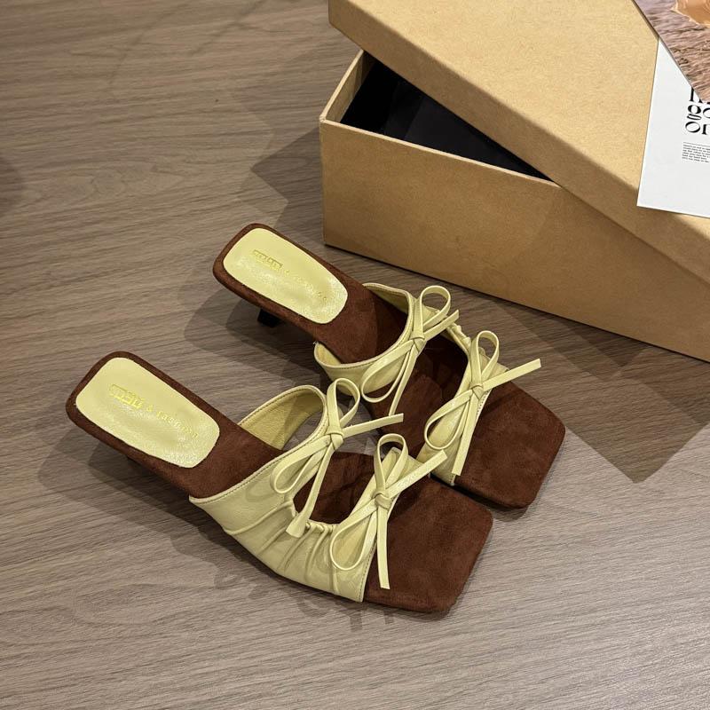 Moda 2025Designer Verão Nó Borboleta Dedo Aberto Moda Slip-On Elegante Salto Grosso Chinelos de Vestido para Mulheres