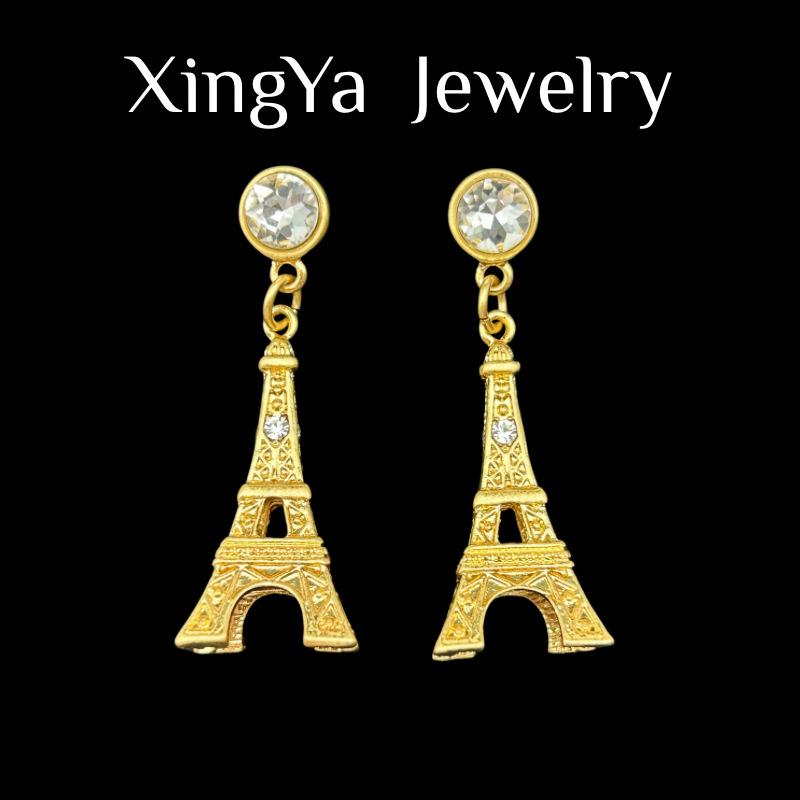 Vintage Electroplated Genuine Gold French Retro Three-dimensional Paris Eiffel Tower Niche Versatile Earrings