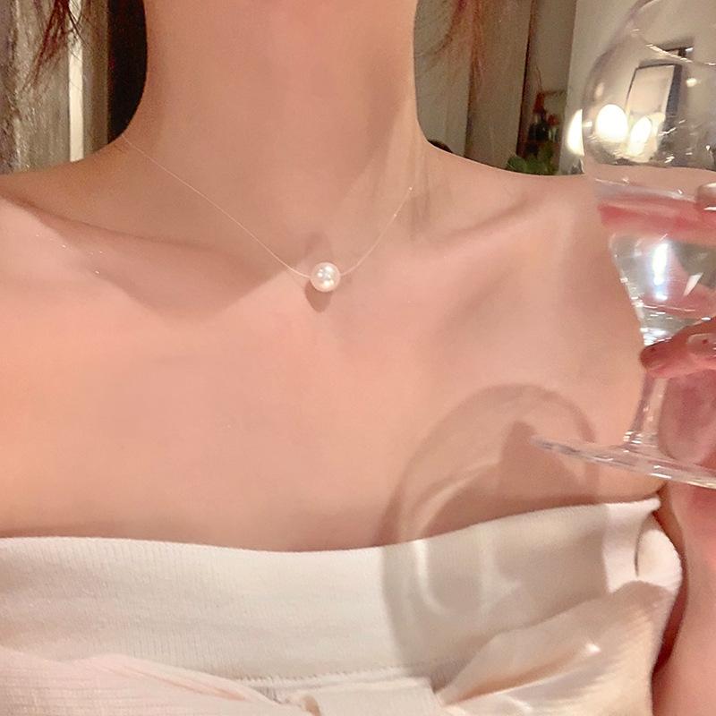 Elegant Retro Pearl Transparent Necklace - Invisible Clavicle Chain with Niche Design