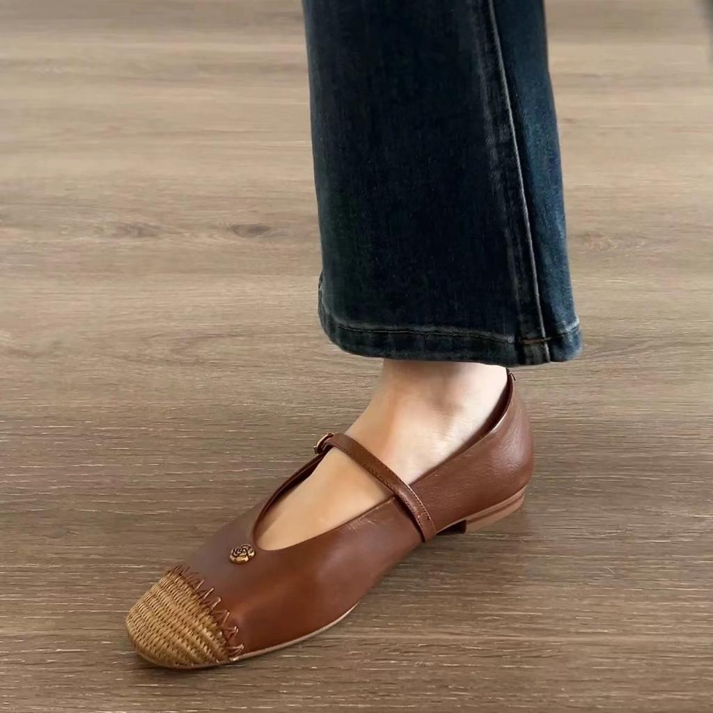 Sheepskin version retro round head Mary Jane shoes woven word with temperament camellia flat sole shoes
