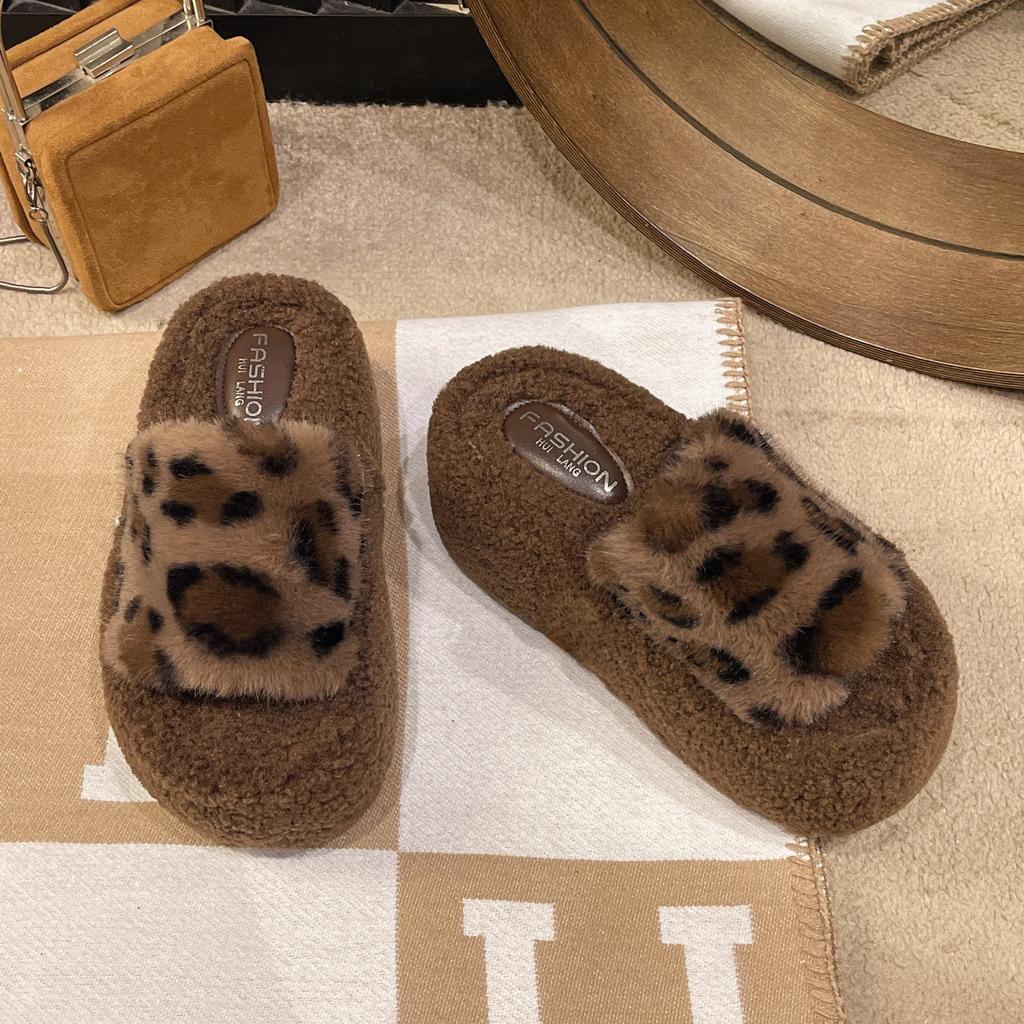 2025 autumn new Korean version leopard print thick-bottomed fluffy slippers women wear open-toed plush indoor cotton slippers small size