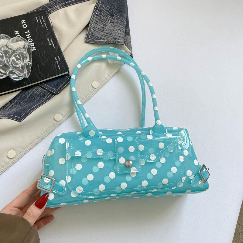Modern City Pvc Shoulder Bag With Zipper Closure For Daily Use
