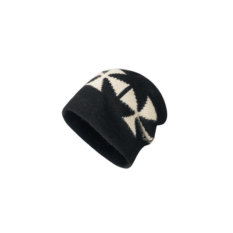 

Big head circumference black wool hat women s winter new warm fashion show face small cold hat knitted hat tide чорний