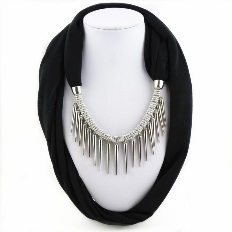Stylish Fashion Scarf Necklace with Metal Spike Pendant – Elegant Infinity Scarf for Women, Boho Chic Statement Accessory