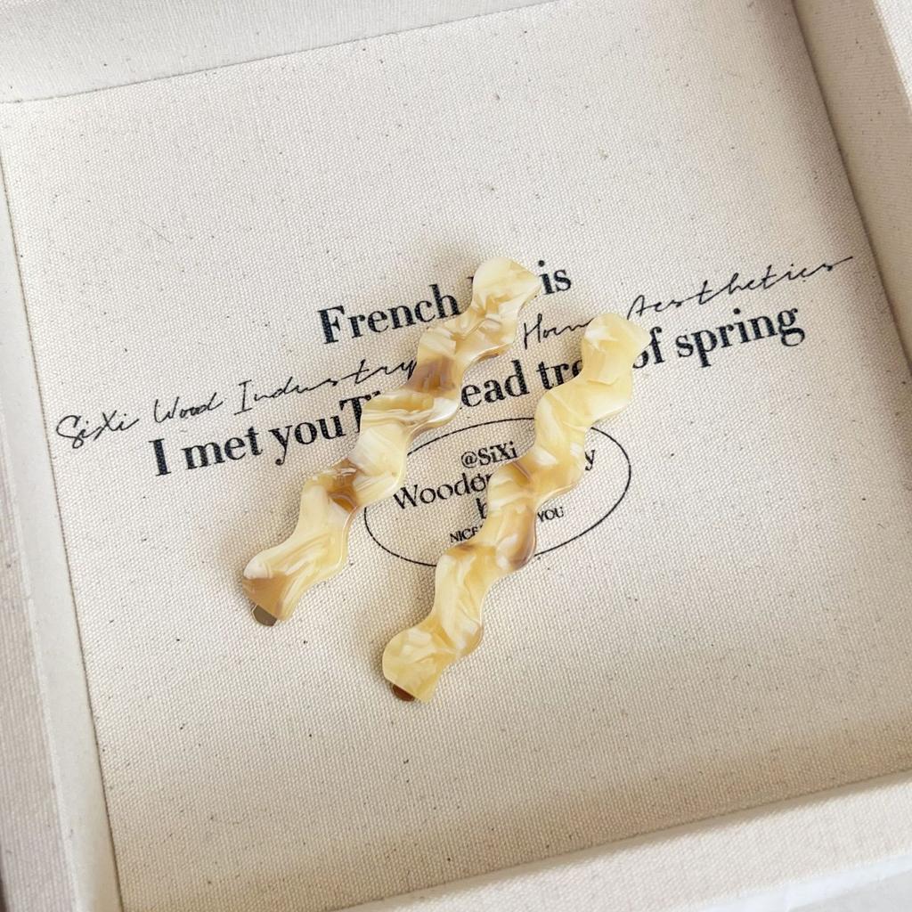 2Pcs/Set Simple Retro Wave Shaped Acetic Bangs Hairpins Sweet Cute Hair Side Hair Clips Style Barrettes Fashion Hair Accessories