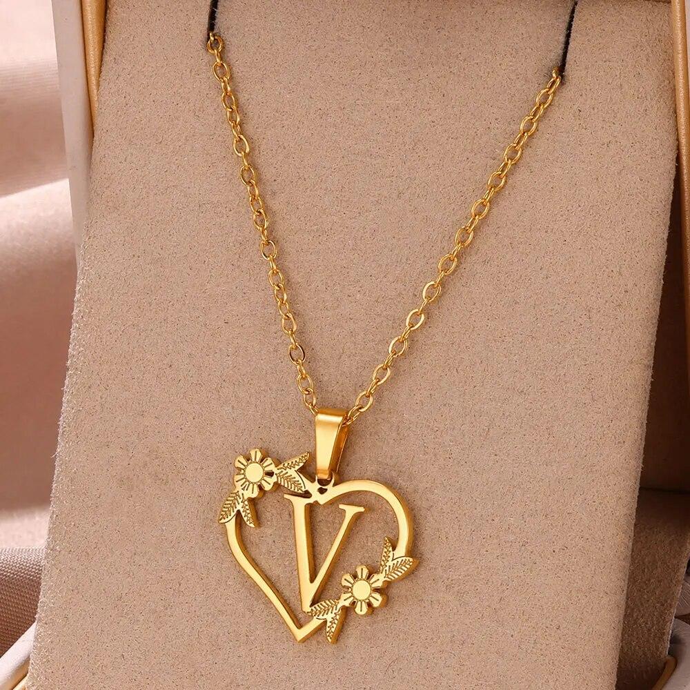 Zlatá farba Jemný kvetinový náhrdelník s iniciálami pre ženy a dievčatá z nehrdzavejúcej ocele Srdiečko s písmenom Choker náhrdelník Najlepšie darčeky Abecedné šperky