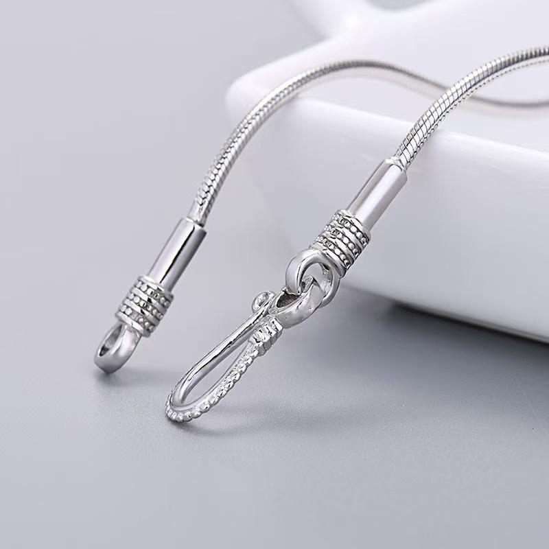 Dzi Beads 925 Sterling Silver Men's Clavicle Necklace, High-End Round Snake Bone Chain with Screw Through Design.