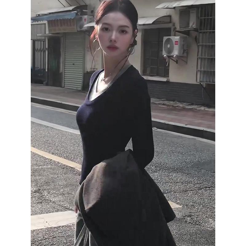 Light and Ripe Wind Neck Sweet and Spicy Wool Knitted Sweater Women's Autumn and Winter Slim-fitting Texture Inner Top High-end Bottoming Shirt