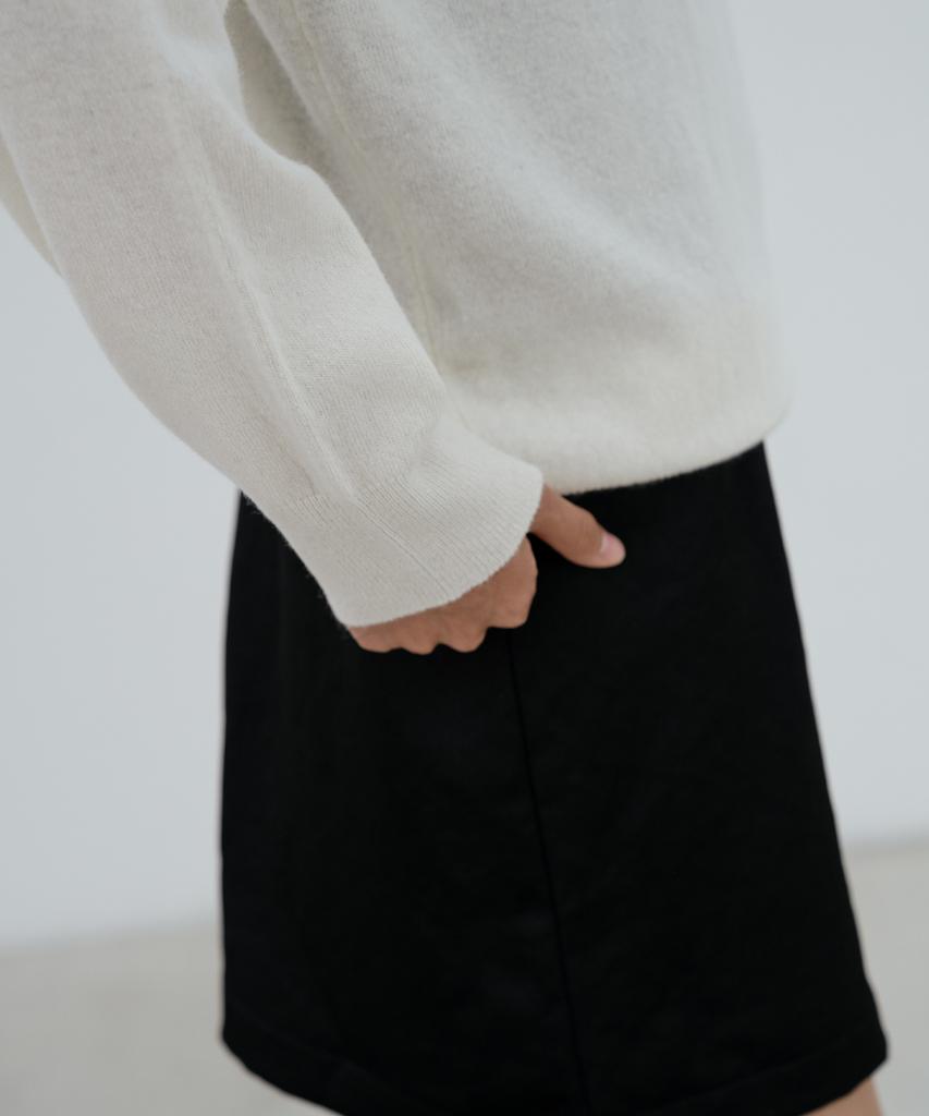 DENOAH Para V-Neck Pullover (Ivory)