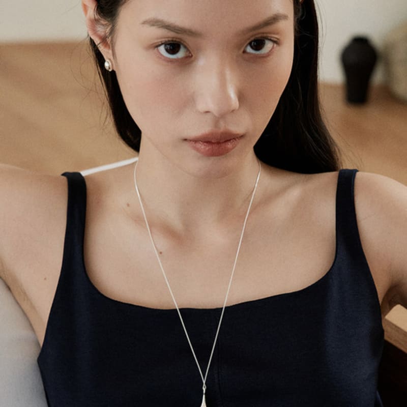 etrive Pearl Drop Necklace