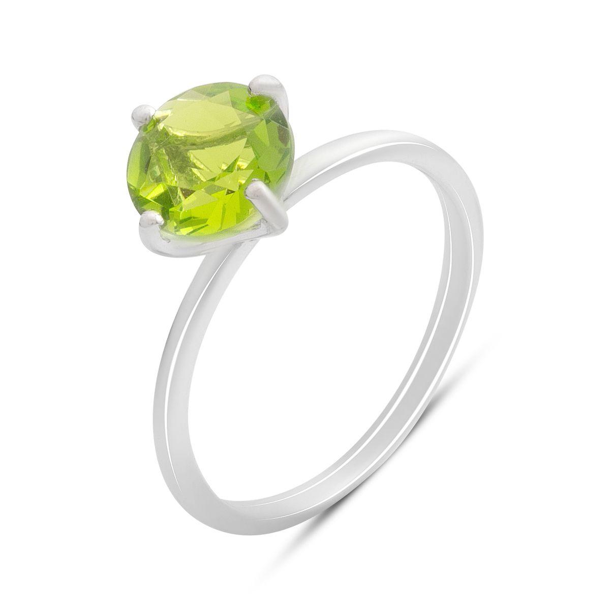 

Silver ring with chrysolite 2.92ct, item weight 2.15 g (60002317) 18.5