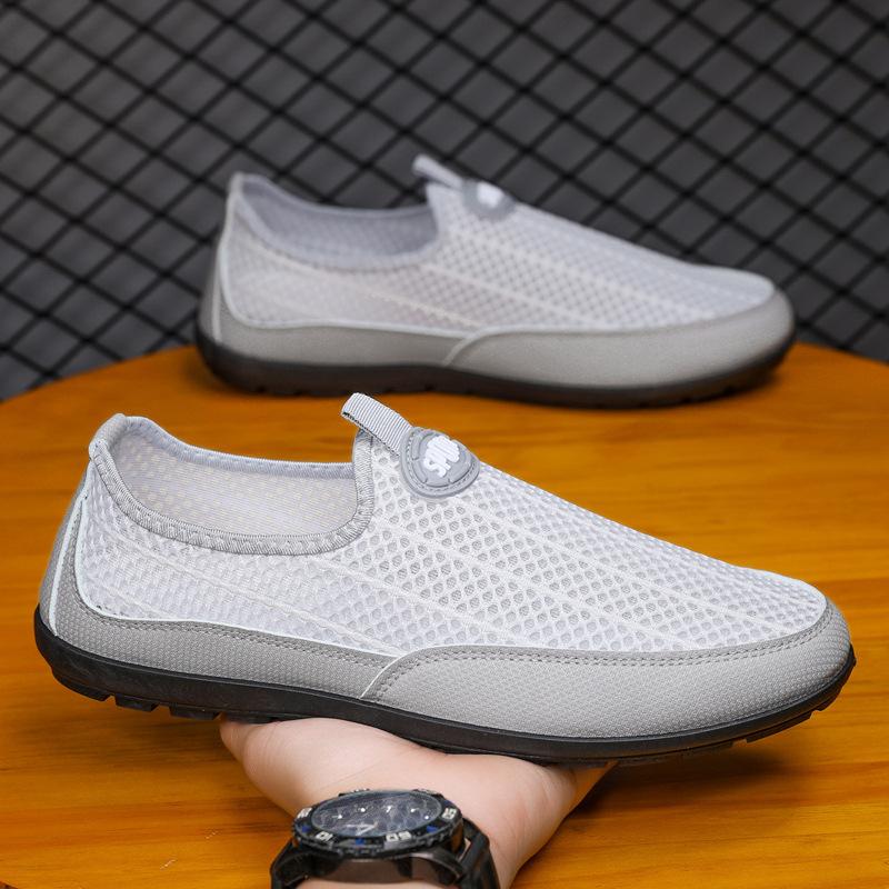 

2025 summer new mesh shoes men drive comfortably with one foot pedal Doudou shoes breathable men s casual mesh trendy shoes 39 сірий колір