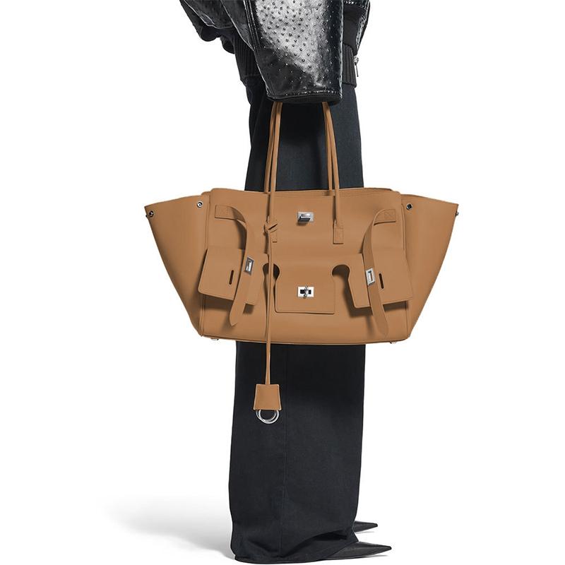 Merk Licht Luxe Tote Bag Geavanceerde Veelzijdige Reizen Grote Capaciteit Handtas Hoge Kwaliteit Woon-werkverkeer Eenvoudige Dames Schoudertas