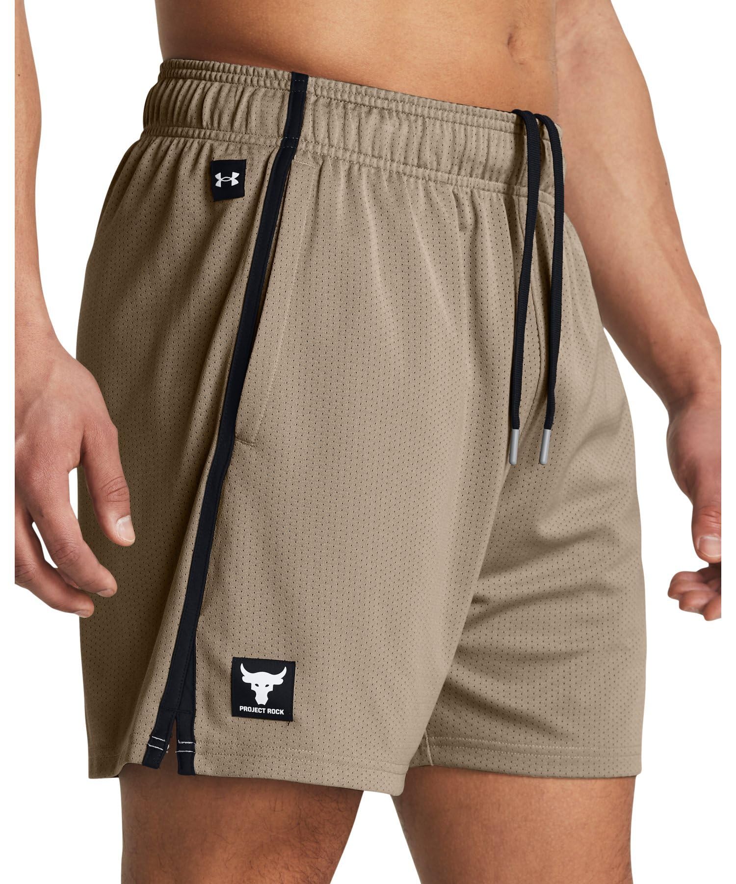 

Pjt Rck PayOff Mesh Sts Timberwolf Taupe Black SM [Under Armour] / /