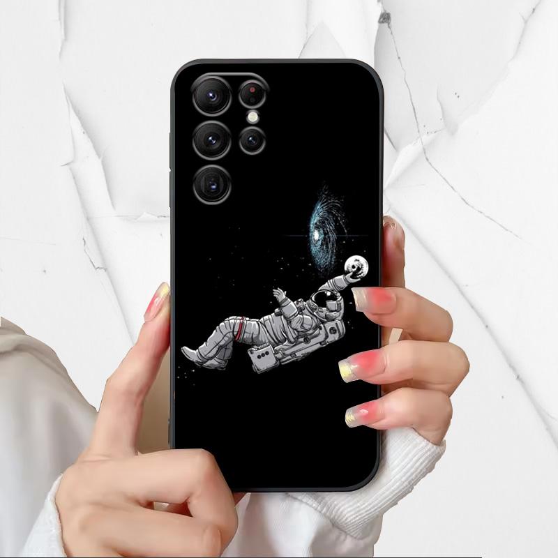 Astronaut Pattern Phone Case For Samsung Galaxy S25 Ultra Covers For Galaxy S 25 Ultra Soft Silicone Shell Black TPU Fundas