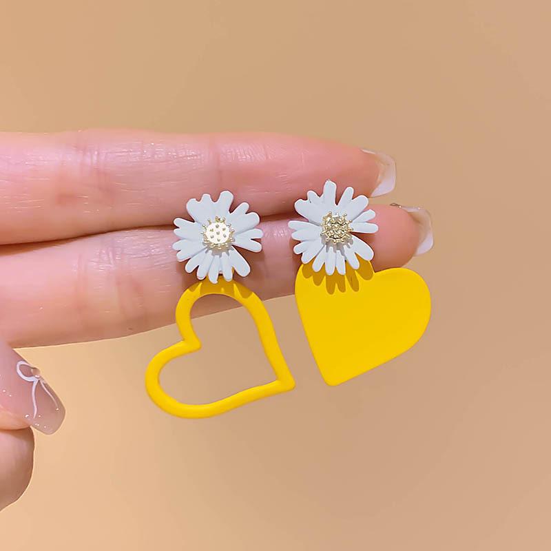 Dopamine Rose Pink Earrings: High-End 2024 Niche Design, Celebrity-Style Light Luxury for Women