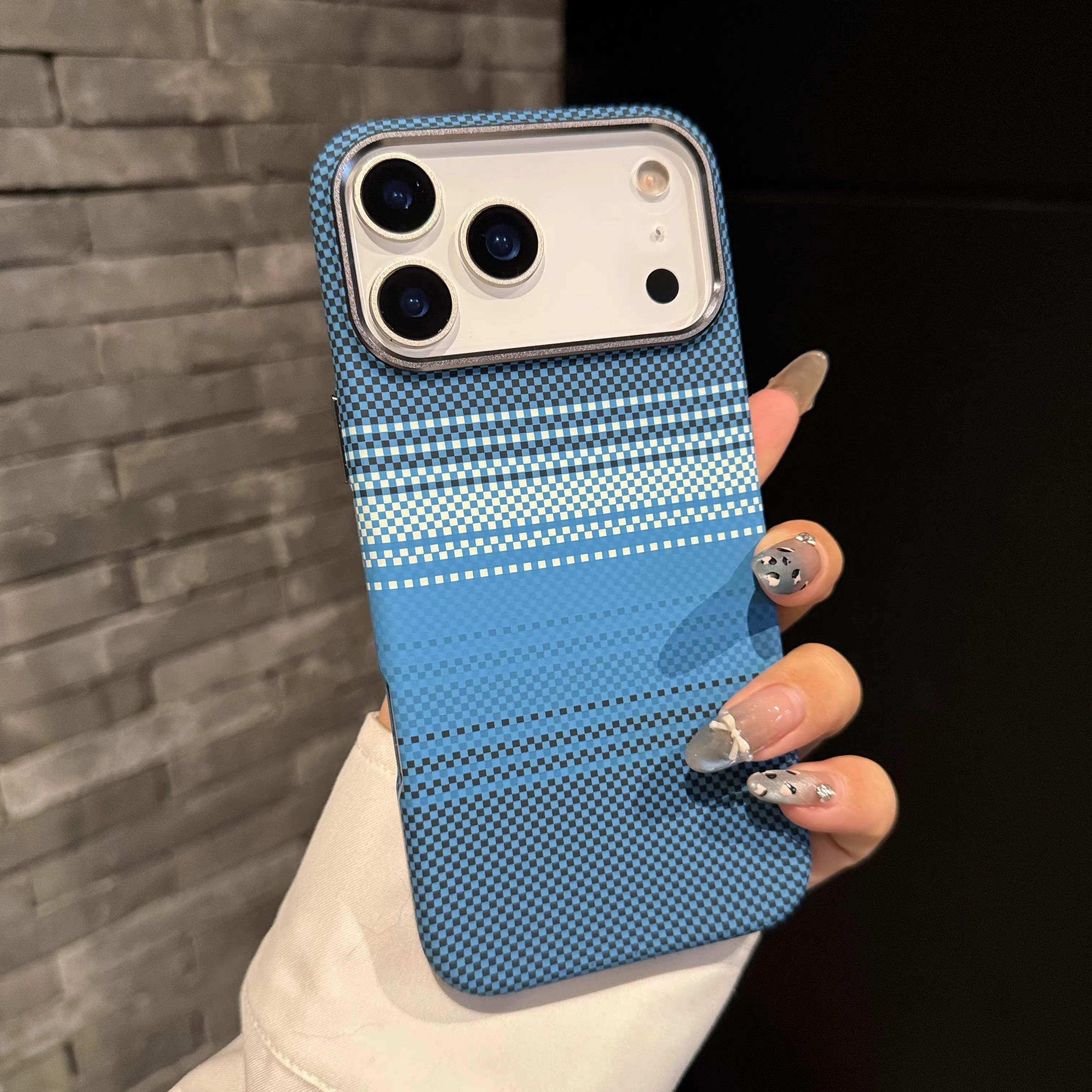 

Carbon Print Magnetic Case Shell for iPhone 17 16 15 Pro Max Hard PC Magnets Charging Phone Cover Camera Lens Protective Carcasa iPhone17