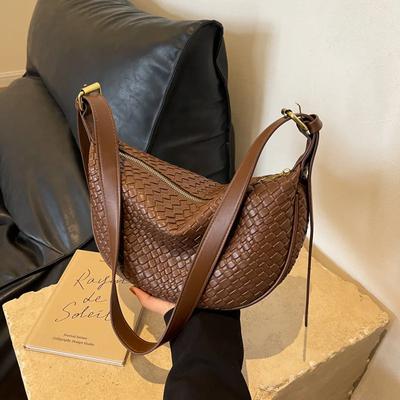 Women's Daily Shoulder Bag Simple Weaving New Moon Female Solid Color Fashion Crossbody Bag Leisure Commuter Bag