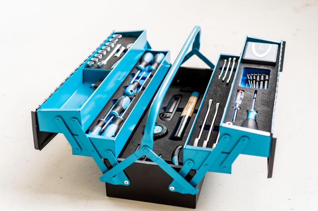 HAZET Metal Tool Case 79 Pieces Hammer Reversible Ratchet Pliers with Padlock Professional Assortment Portable Case Japanese [Regular Import] 190/79