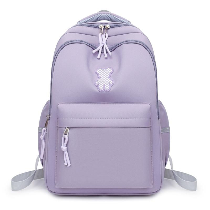 Plecaki dla uczniów szkół podstawowych są lekkie i proste. Plecaki dla uczniów szkół gimnazjalnych są wszechstronne. Plecaki na kampus.