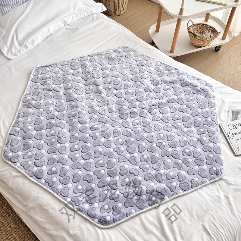 Thickened Warm Waterproof Dog Blanket Pad - Bite-Resistant, Urine-Proof, Washable Cotton Cover