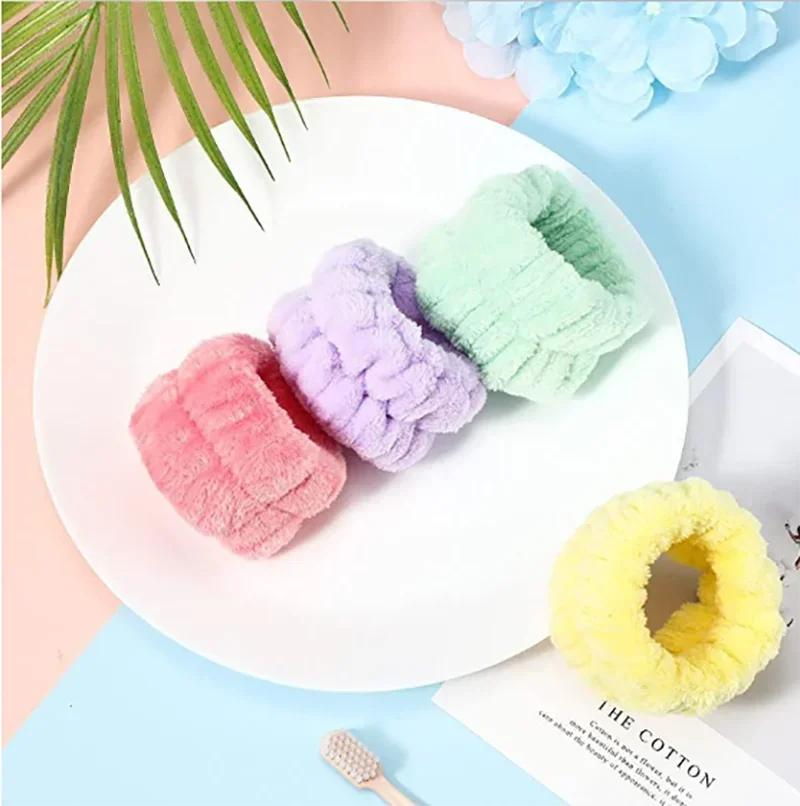 1Pair Wash Face and Wrist Absorb Water Sleeve Cover Sports Wipe Sweat Wrist Strap Moisture-proof Oversleeves Cleaning Supplies