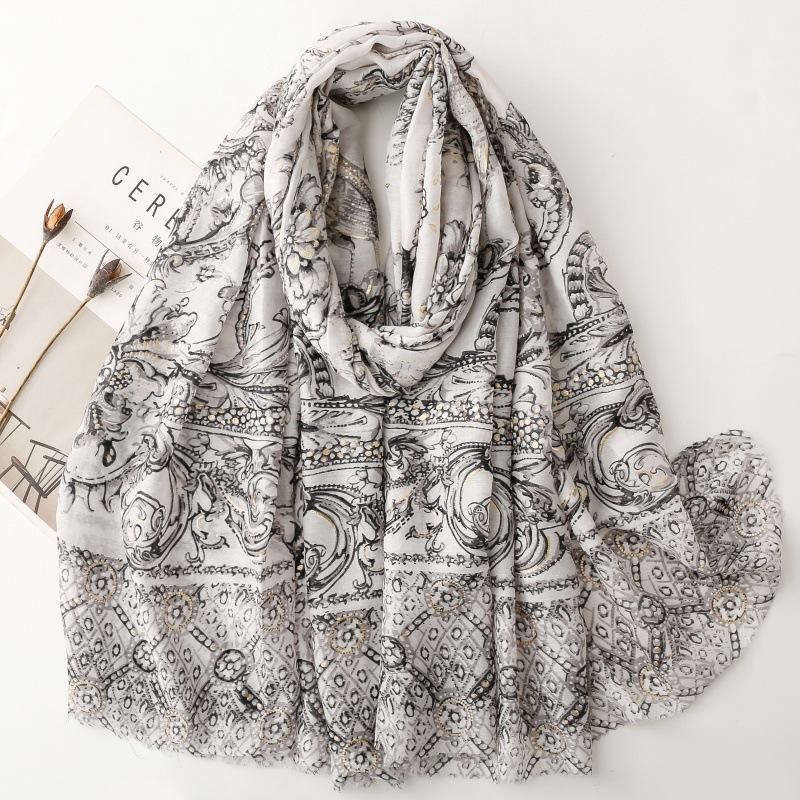 Retro Bohemian Styles Women Scarf Summer Beach Shawl Cotton Linen Feeling Tassel Pashmina Muslim Hijab Wrap Lady Viscose Scarf