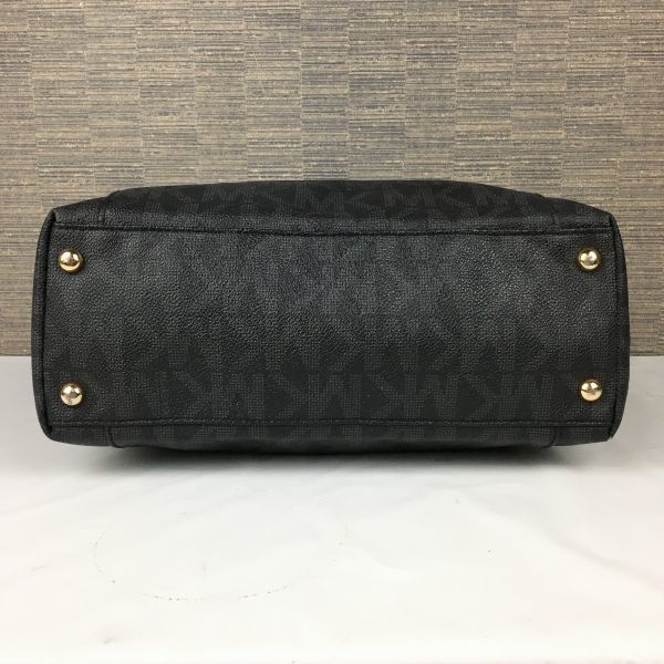 MICHAEL KORS Shoulder Handbag Black Logo Pattern(USED)