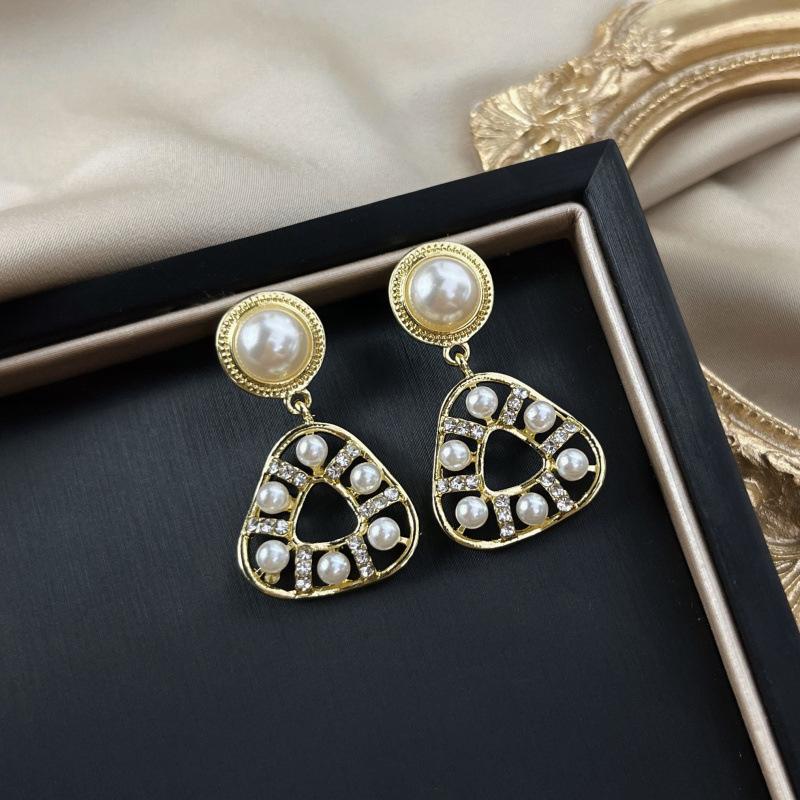 925 Silver Needle Temperament High-end Full Diamond Pearl Earrings Women's ins Wind Geometric Earrings Korean Light Luxury Earrings