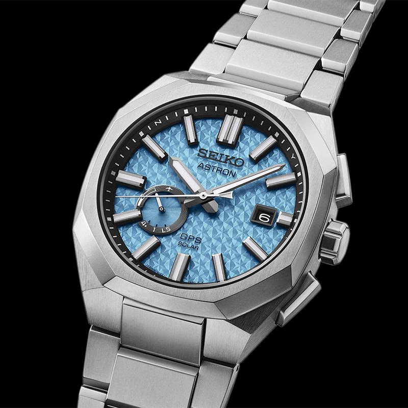 Seiko 100 Meters Waterproof Solar Movement Titanium Strap 41.2mm Men's Watch Blue Dial SSJ027J1