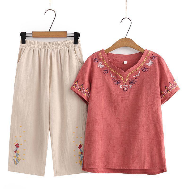 Zweiteiliges Baumwollset von Oma: Kurzärmeliges T-Shirt und lockeres Oberteil für Frauen im Alter von 50-60
