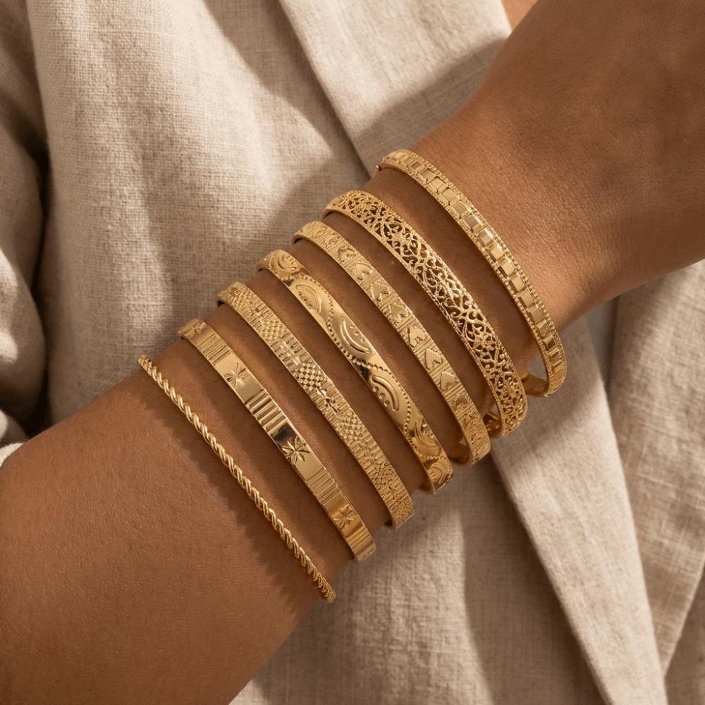 7 Pcs/Set Stackable Gold Color Bracelets Versatile Heart Prints Bracelets Women