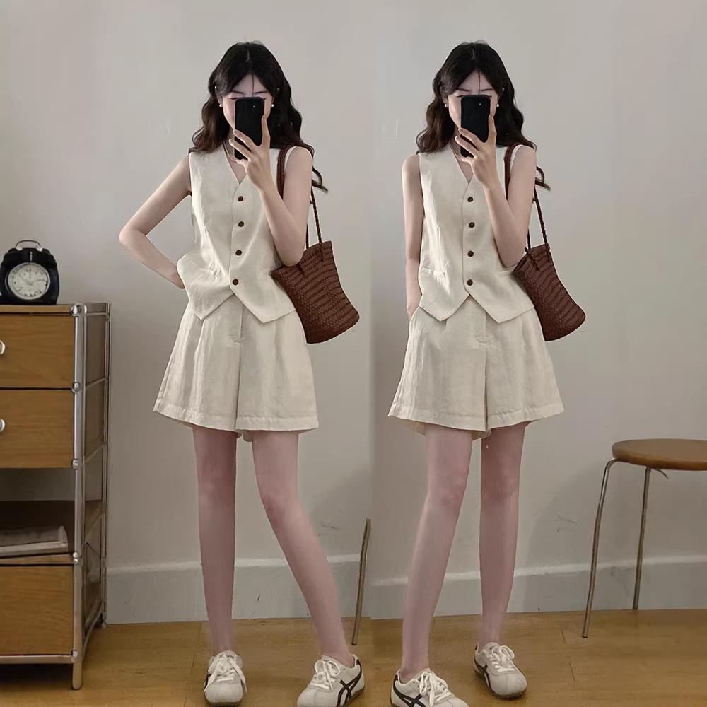 

Elegant 2026 Summer Linen Vest & Shorts Set for Women L