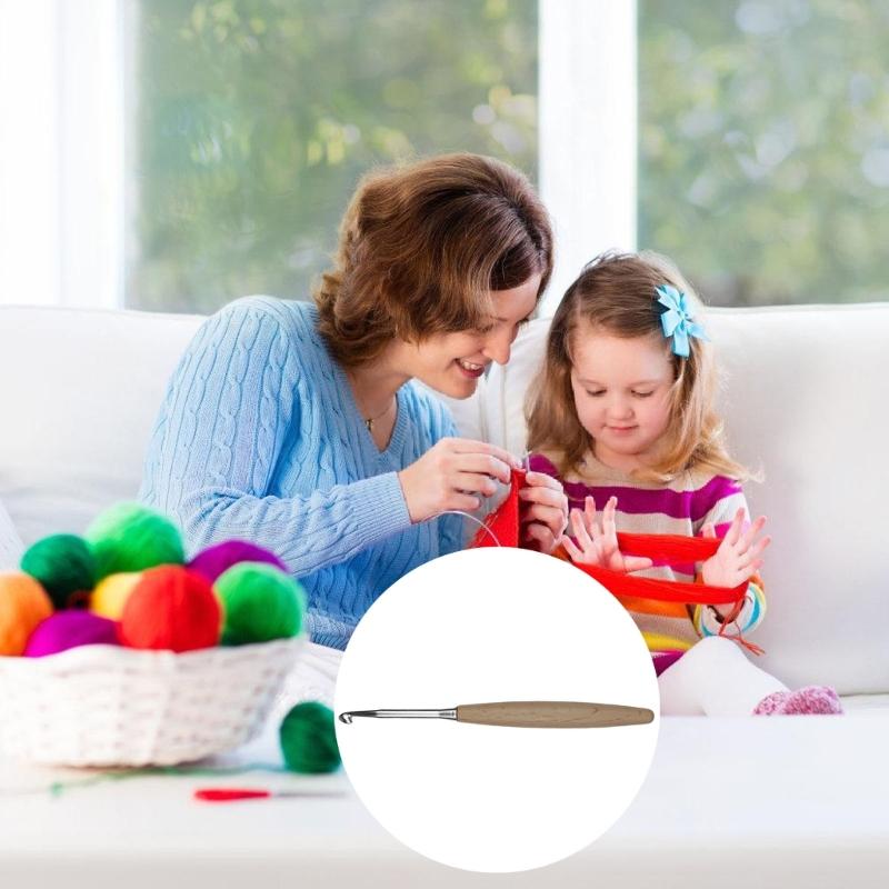 8Pcs Ergonomic Grip Crochet Hook for Weaving Craft Wood Handle Crochet Needle Knitting Tool for Beginner 3.0mm-6.5mm