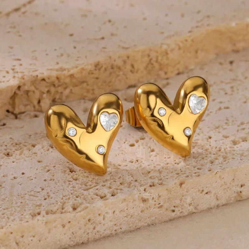 Simple Zircon Love Ear Buckle Women's Fashion Titanium Steel Stud Earrings High-end Temperament Earrings Niche Hot-selling