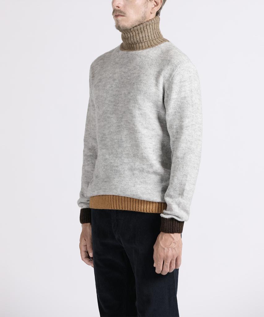PANICALE Gray Contrast Turtleneck Knit