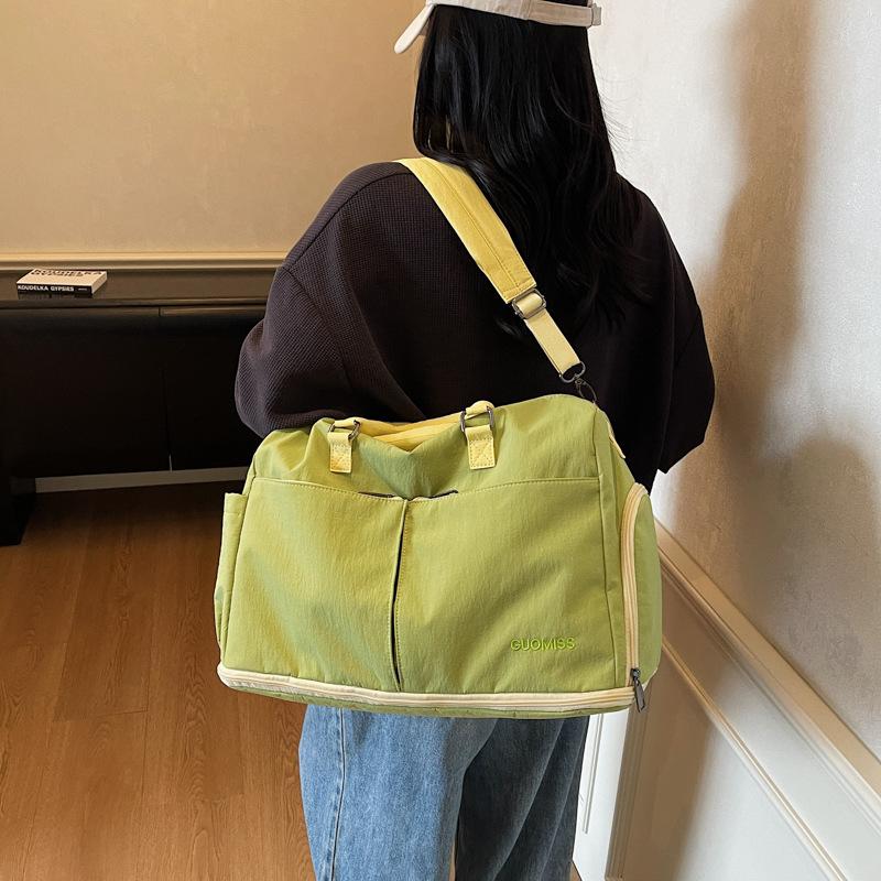 Large-capacity Travel Bag, Lightweight Handbag, Crossbody Sports and Fitness Bag, Men's Fashionable Storage Luggage Bag