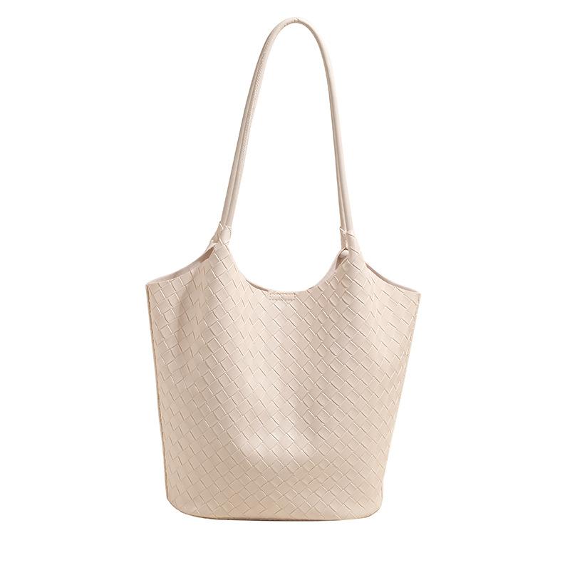 New leather women's bag trendy fashion woven pattern cowhide casual vegetable basket bucket bag portable bag