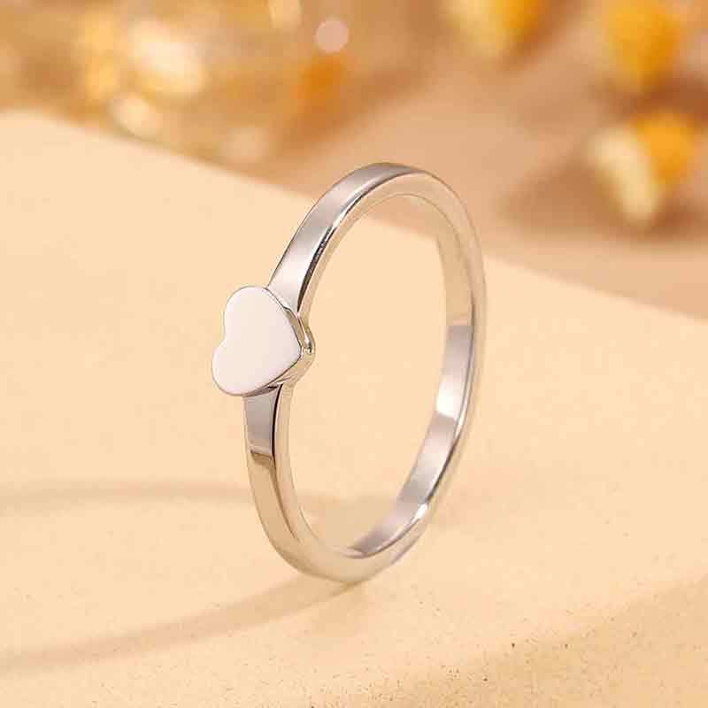 Fresh Stainless Steel Closed-mouth Heart-shaped Ring for Women - Simple Finger Jewelry Accessory